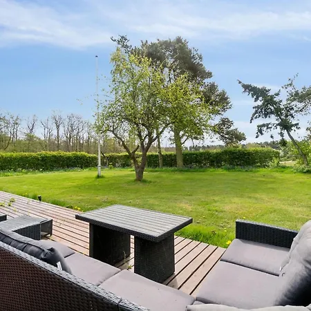 Jerg - 1km From The Sea By Interhome